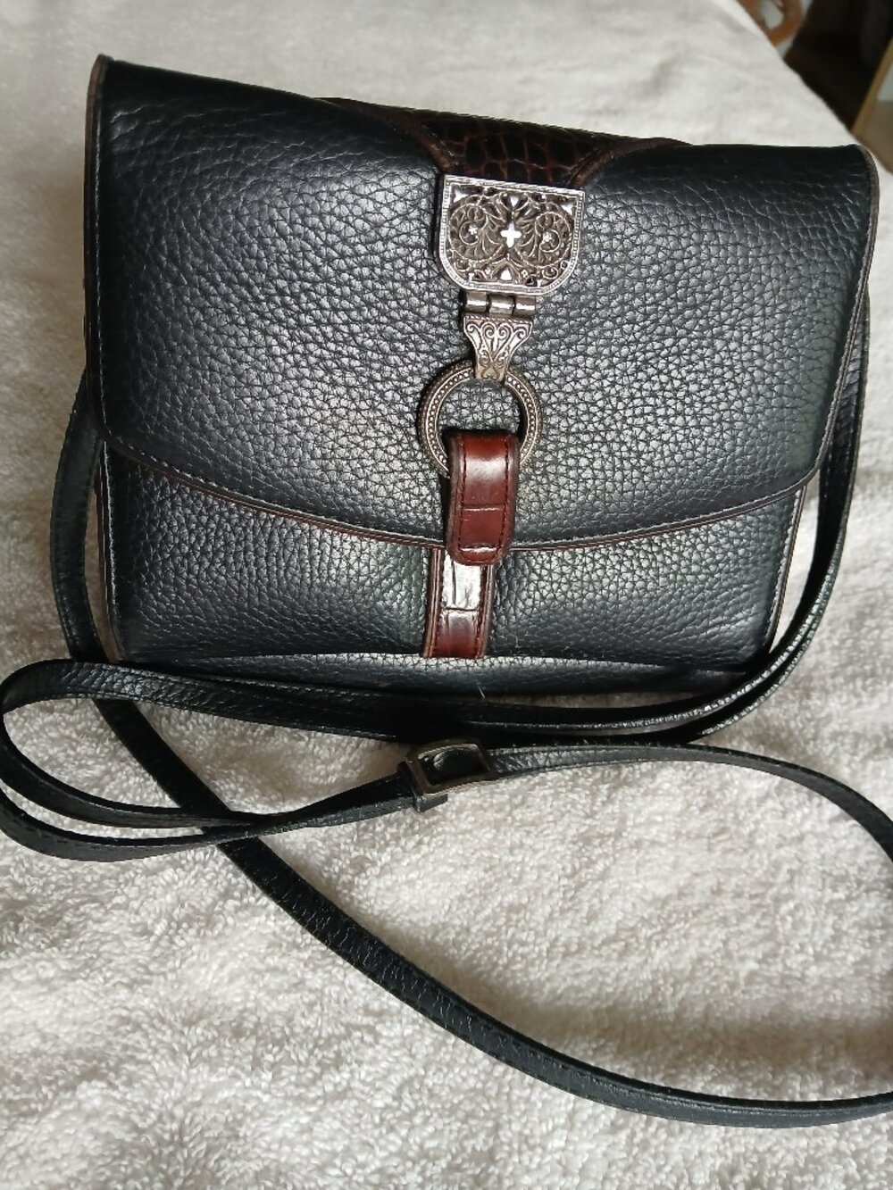 Brighton Black pebbled and brown Croc-embossed chocolate Italian Nepal Organizer
